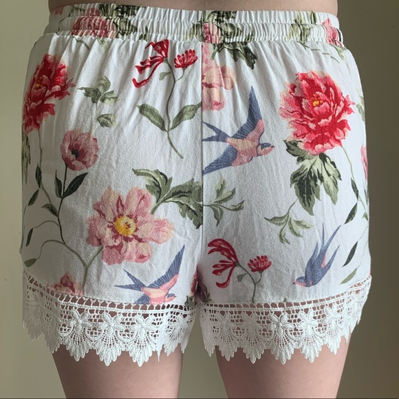 H&M Floral shorts - Picture 4 of 5